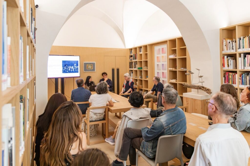 Foto dei partecipanti all'incontro Parlantina